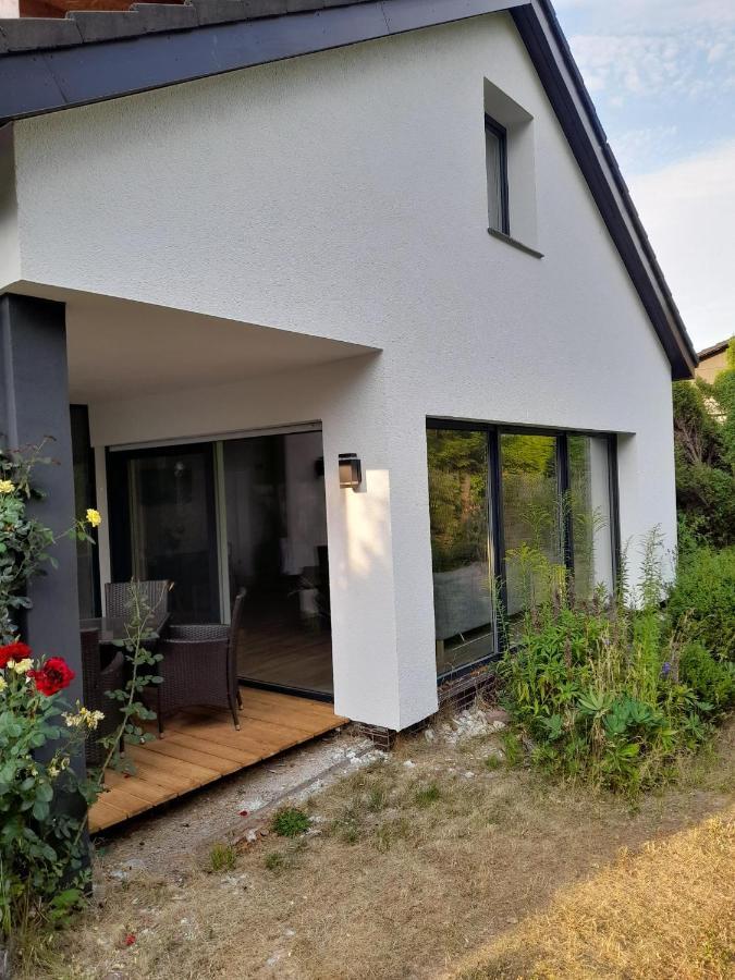 Haus Edda - Ferienwohnungen Mit Garten Und Schlossblick Marburg Buitenkant foto