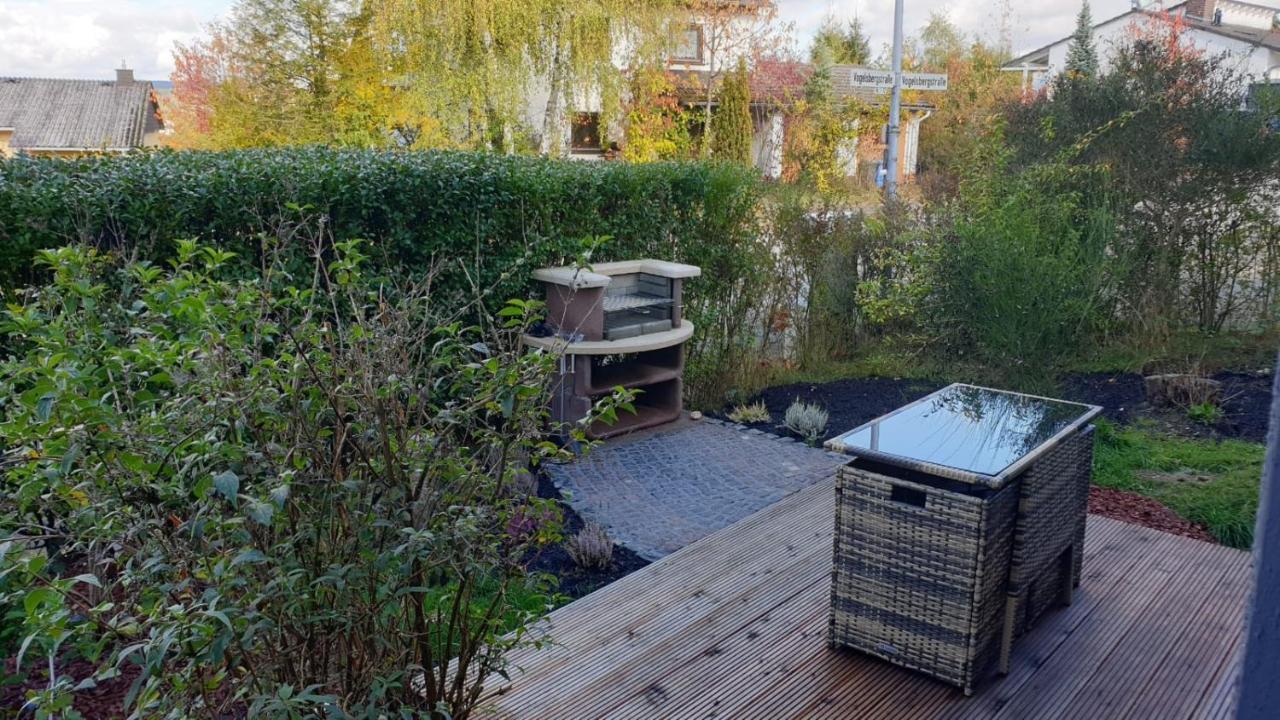 Haus Edda - Ferienwohnungen Mit Garten Und Schlossblick Marburg Buitenkant foto